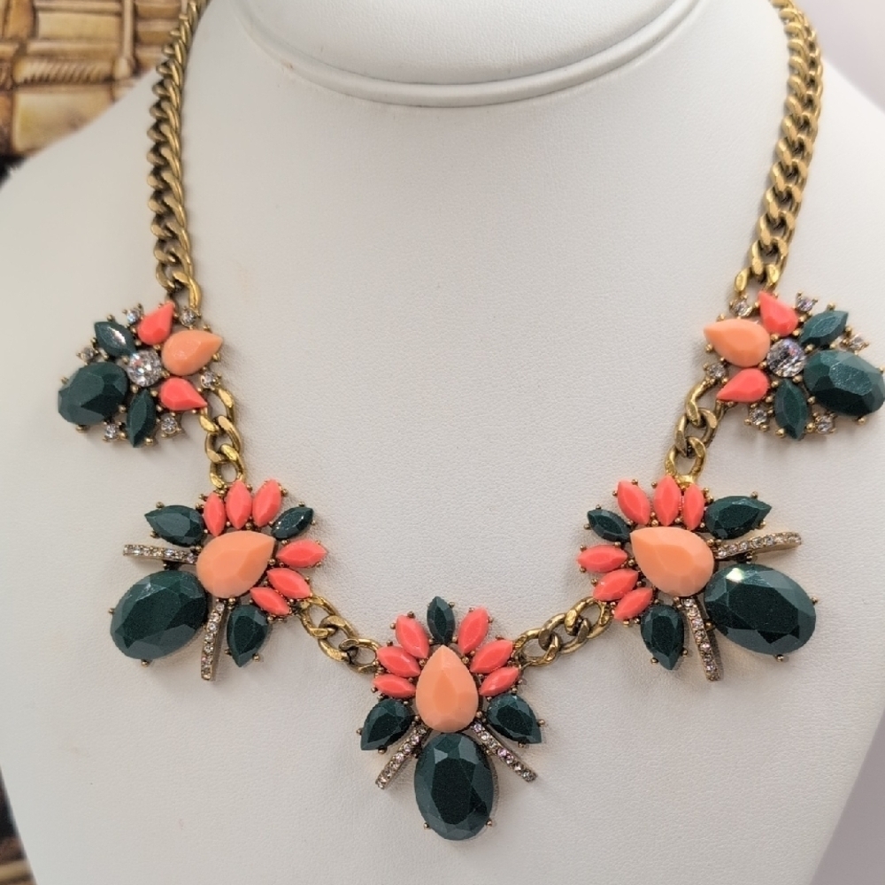 J. Crew Crystal Floral Petal Cluster Statement Collar Necklace Teal Coral 0614 - Picture 5 of 7